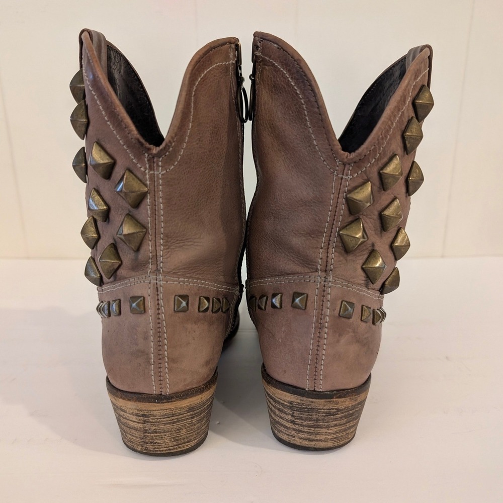 JC Spain Heart Logo Mauve Pink Leather Pyramid Studded Ankle Boots EU 37 US 7 - Picture 10 of 17